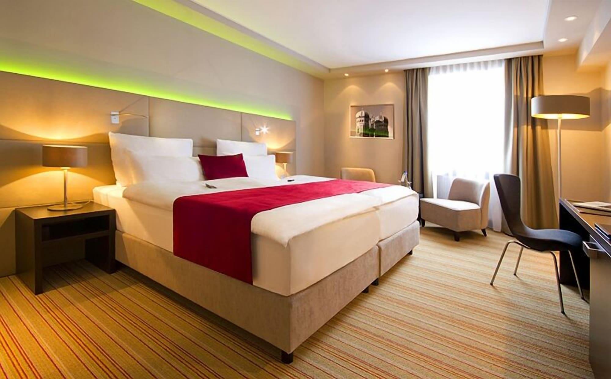 Marc 4* München