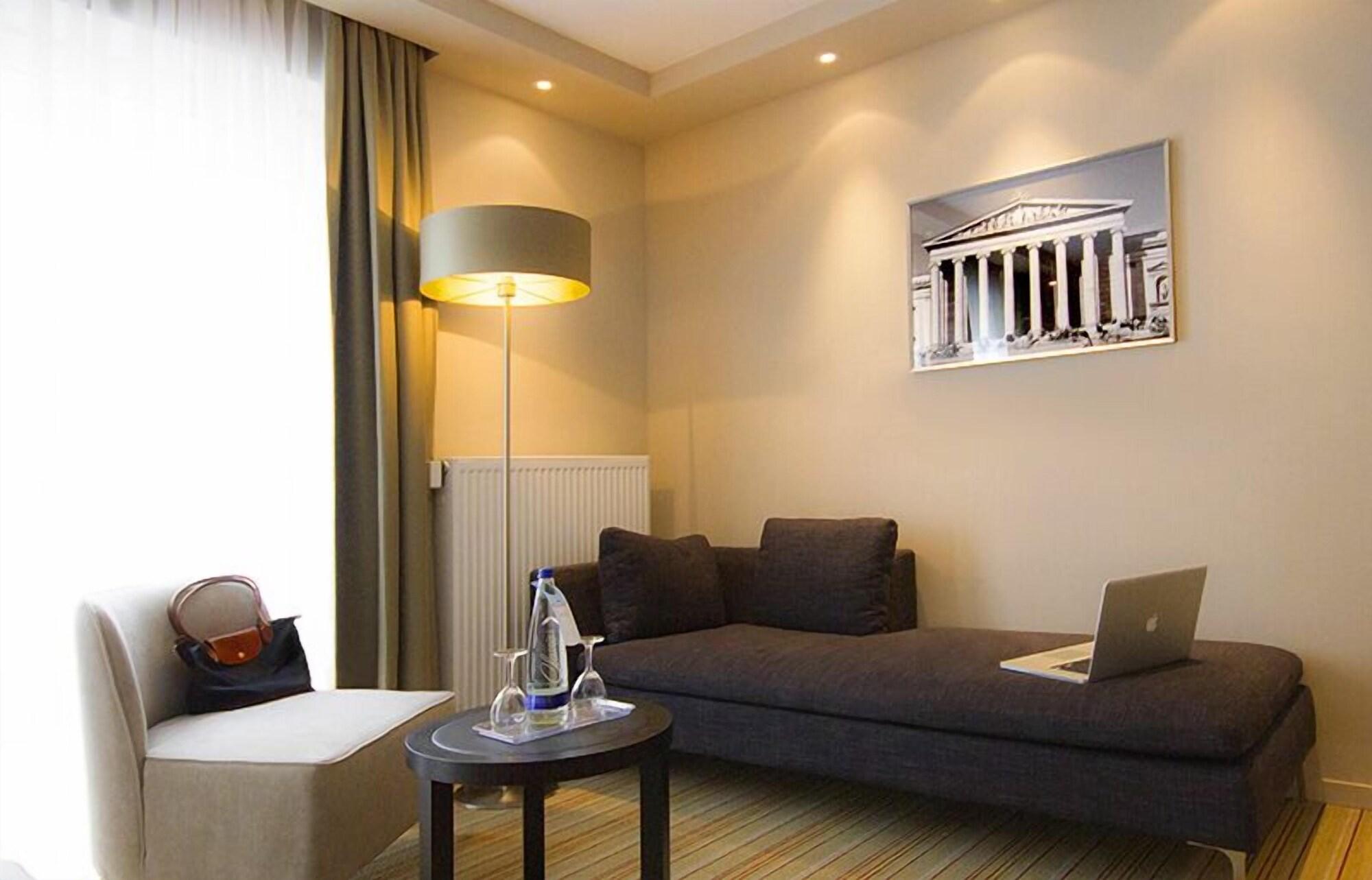 Marc (adults Only) 4*